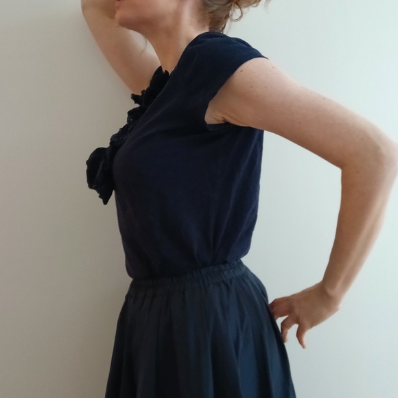 Chic Navy Parisian Vintage Skirt - Picture 2 of 8